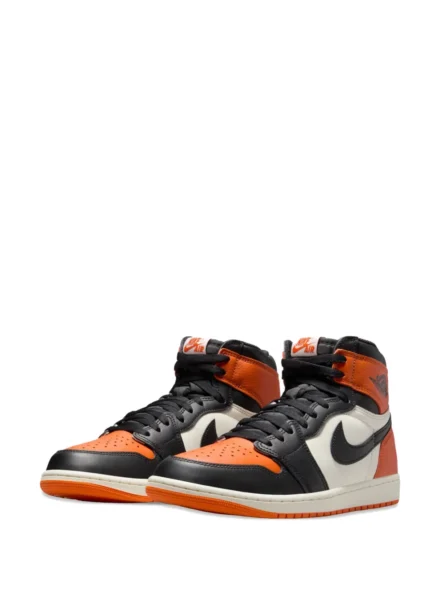 Nike Air Jordan 1 Retro High OG Sneakers